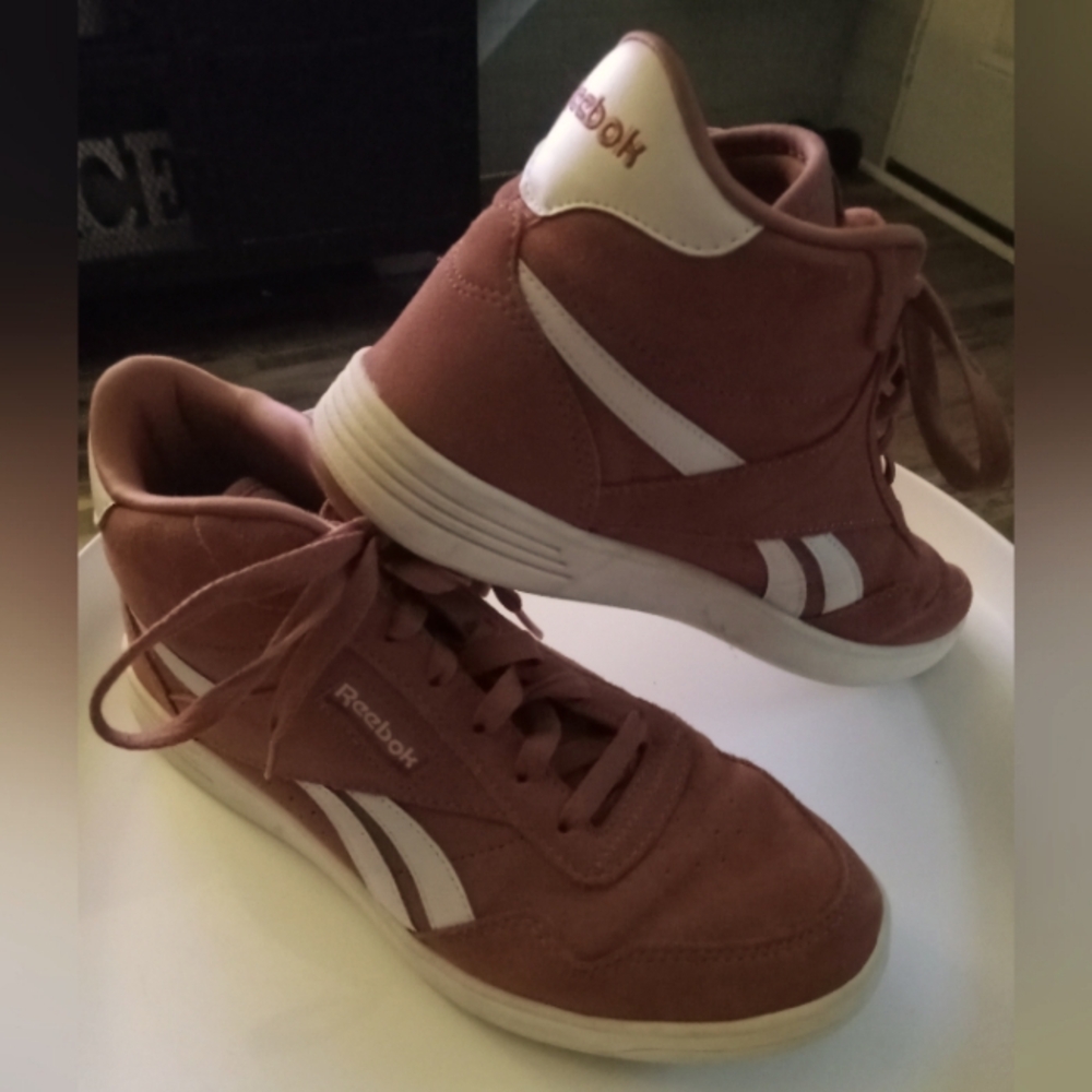 Reebok Club High Top Burnt Orange Suede Women's 9.5 Athletic Shoes No Box. FF218